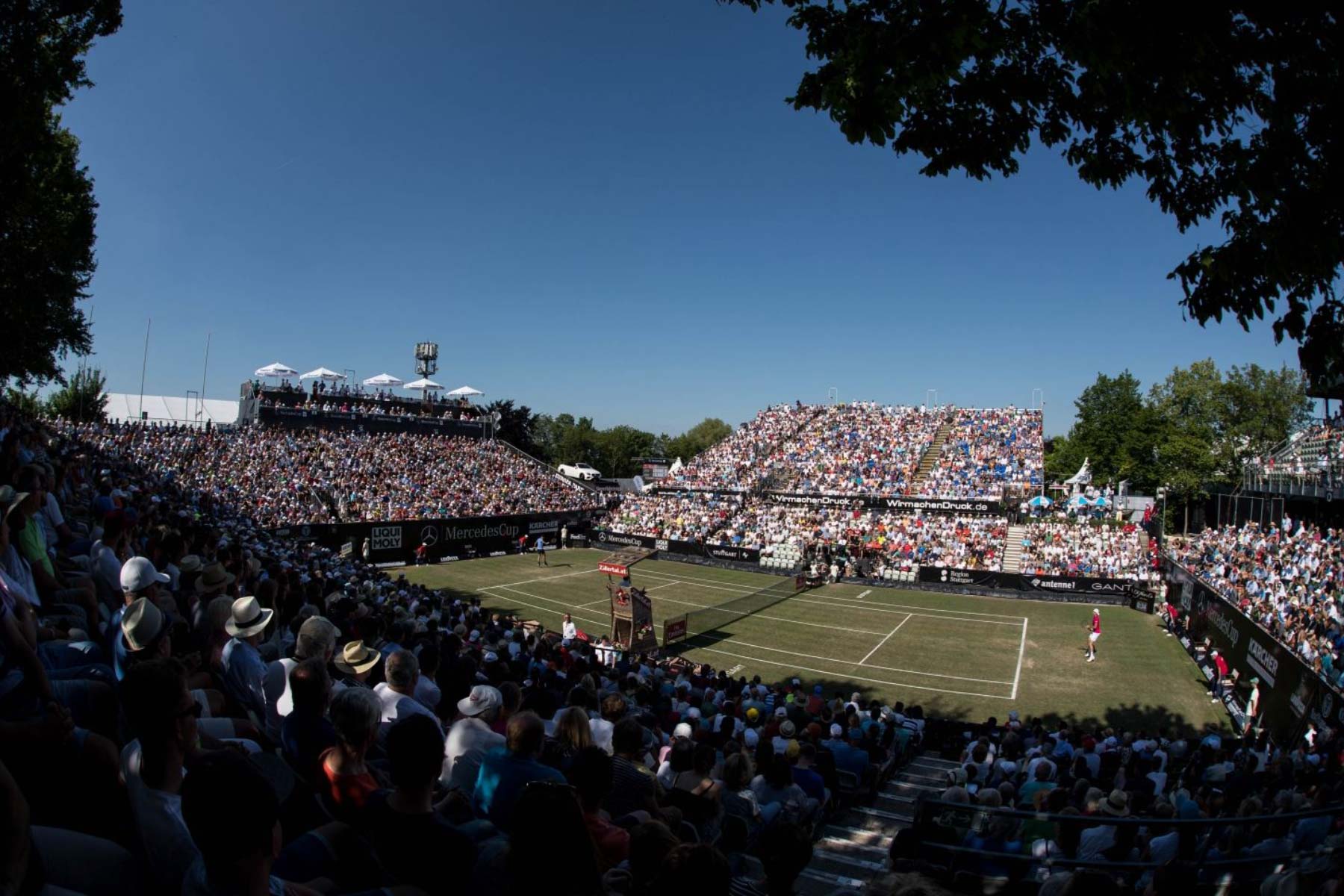 Bender Tribünen, Bühnen und Stadien für Sport Veranstaltungen Events495
